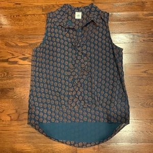 Like new Cabi medallion reign blouse